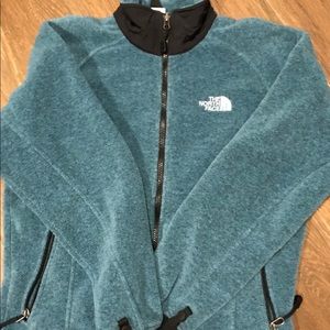 Women’s North Face coat size small. Never worn